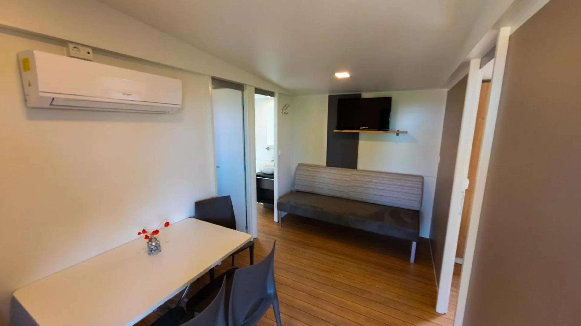 Apartment Mobilheime Classic 41 Klenovica Croatia